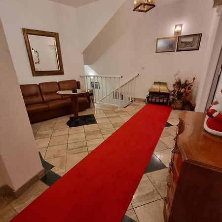 Apartmani Li Лівно Екстер'єр фото